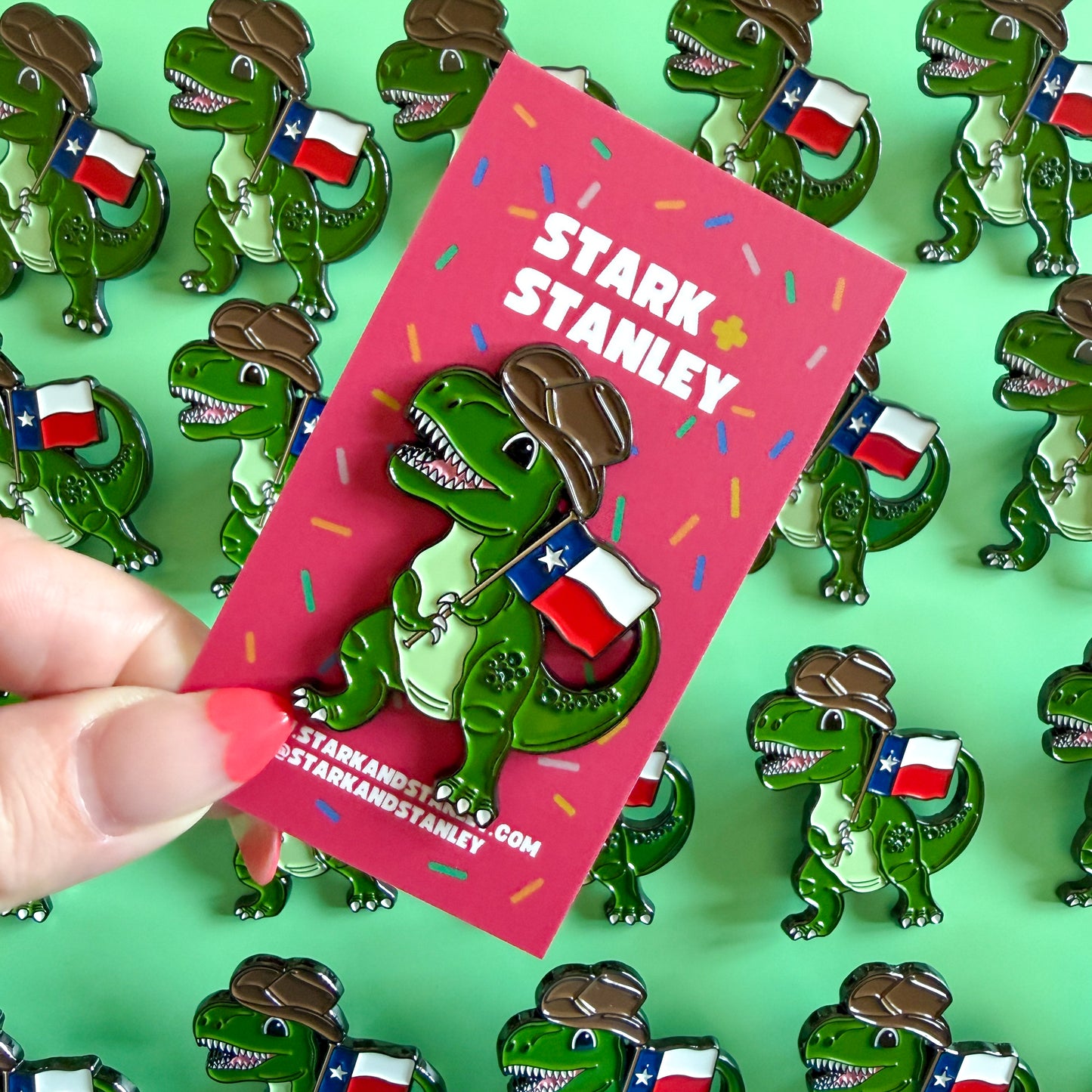 T-Rexas Enamel Pin